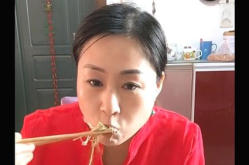 娱乐吃瓜酱的作品好朋友,揭秘娱乐圈的真挚情谊与甜蜜互动